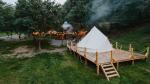 Cazare in Arad - WINE ROAD GLAMPING CUVIN - Cuvin - click aici, pentru marirea pozei