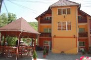 Cazare in Arad - PENSIUNEA RALUCA - Moneasa - click aici, pentru marirea pozei